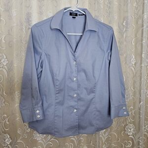 Jones New York Easy Care Wrinkle Resistant Light Blue Dress Shirt